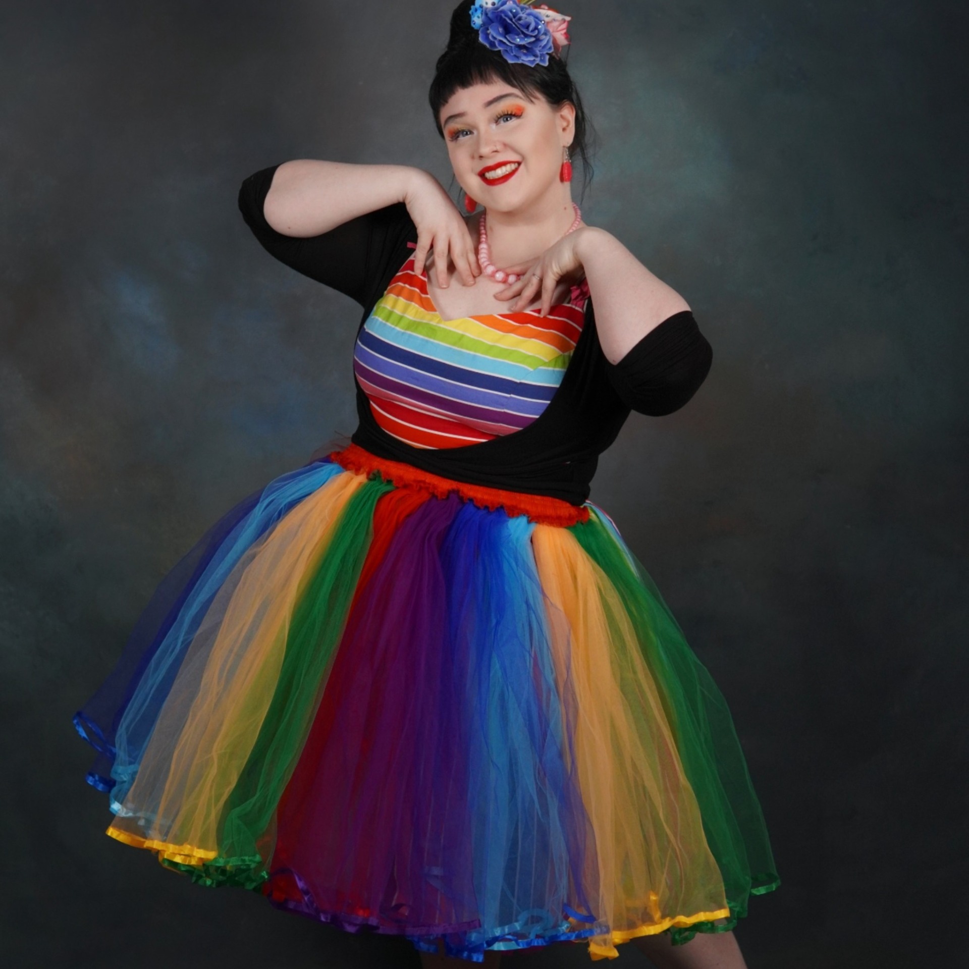 Markkinointi- ja somevastaava: Alina / Gloria Dawn